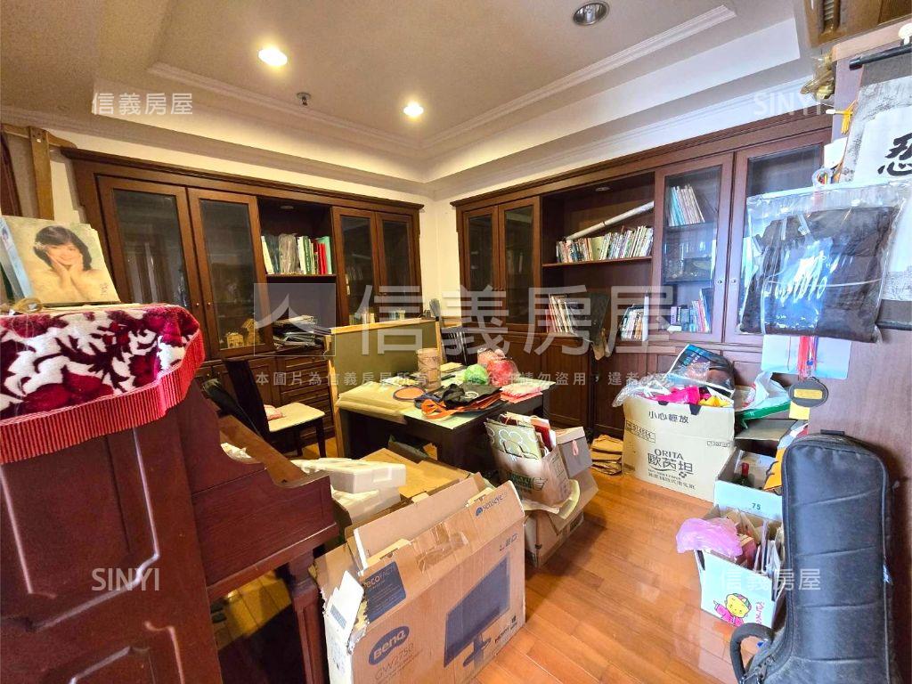 國順珍稀有高樓景觀大空間房屋室內格局與周邊環境