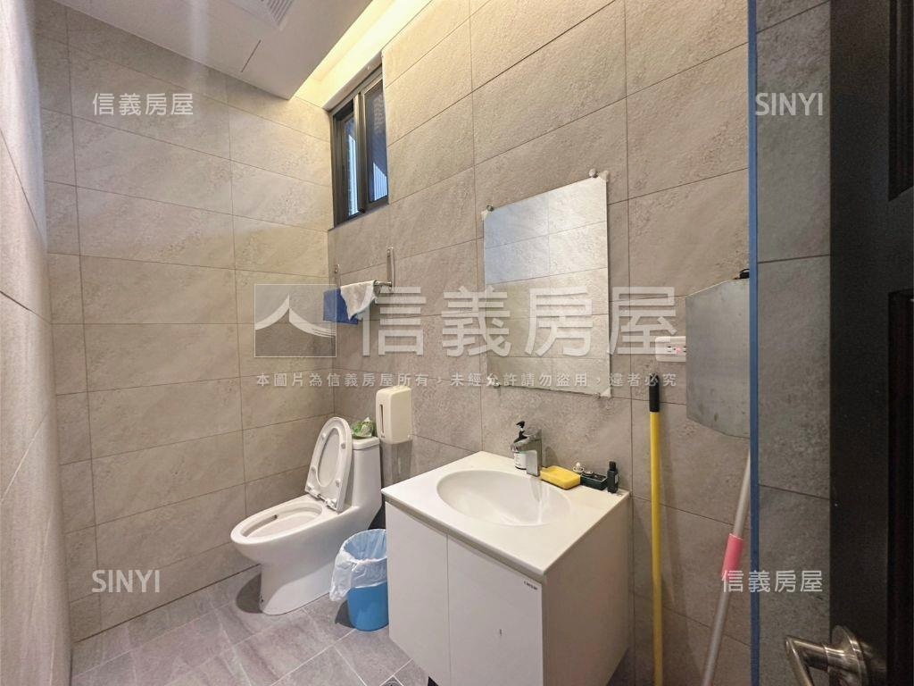 都心靓點中華路大面寬店面房屋室內格局與周邊環境
