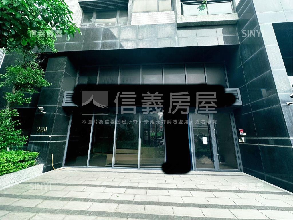 都心靓點中華路大面寬店面房屋室內格局與周邊環境
