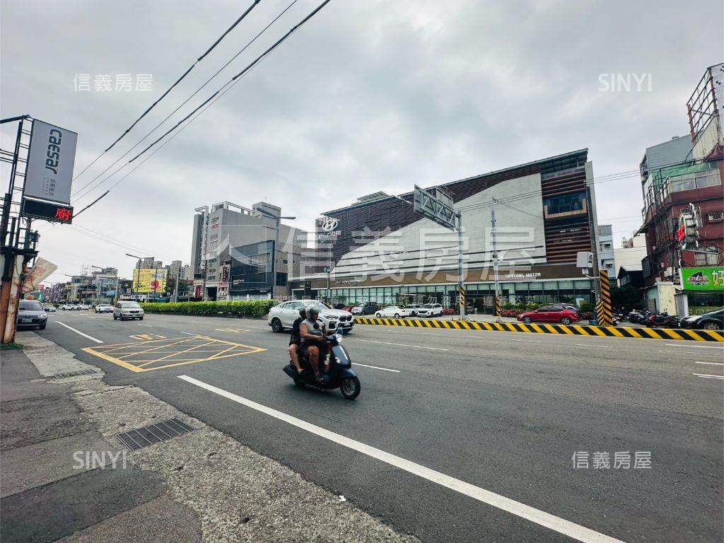 都心靓點中華路大面寬店面房屋室內格局與周邊環境