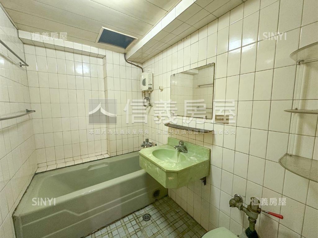 近區公所成家二房華廈房屋室內格局與周邊環境