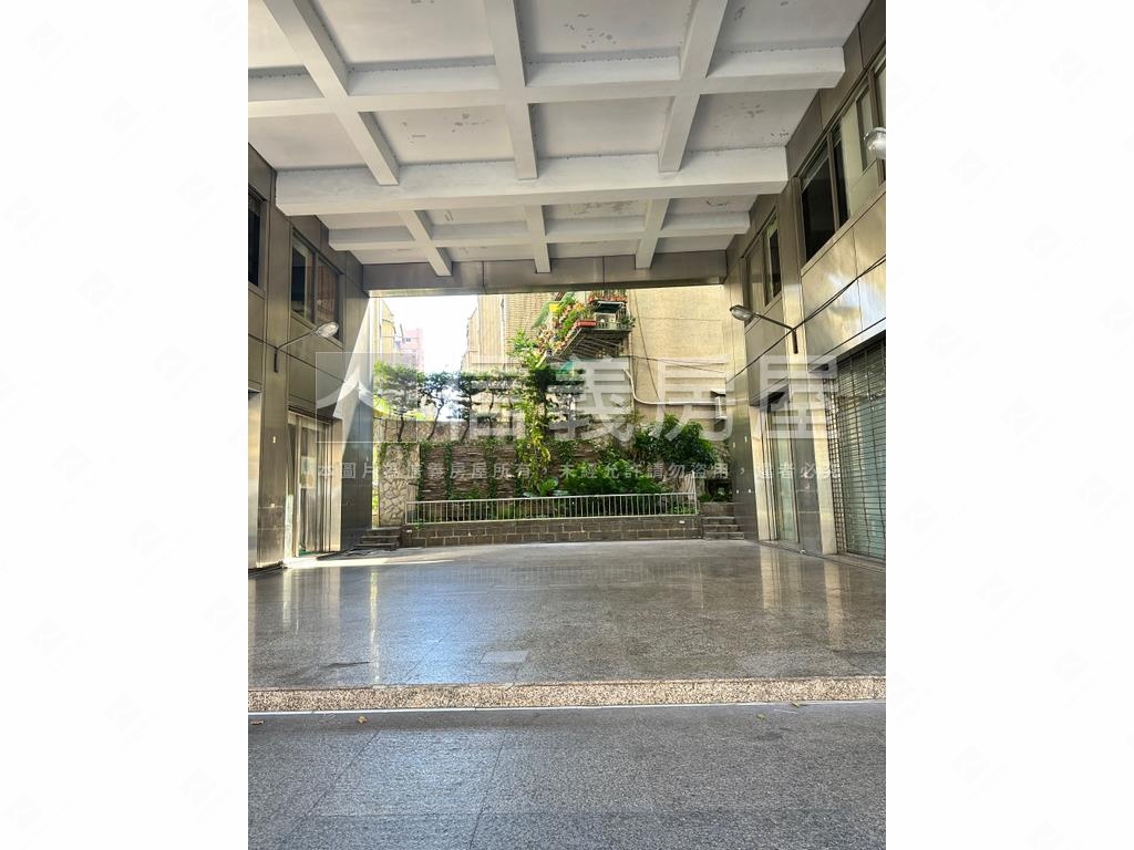 亞東站低總價２房屋室內格局與周邊環境