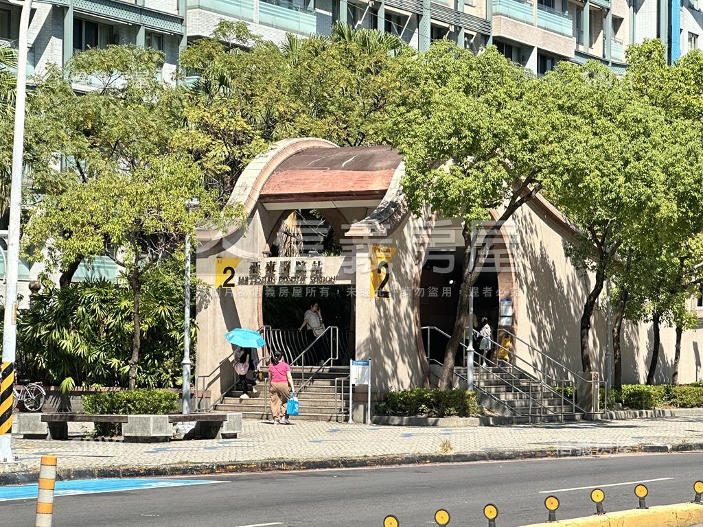 亞東站低總價２房屋室內格局與周邊環境