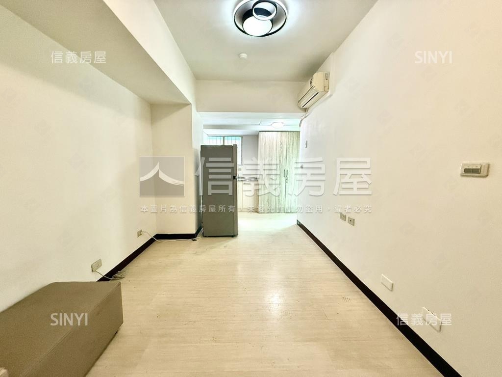 西門採光陽台大套房房屋室內格局與周邊環境