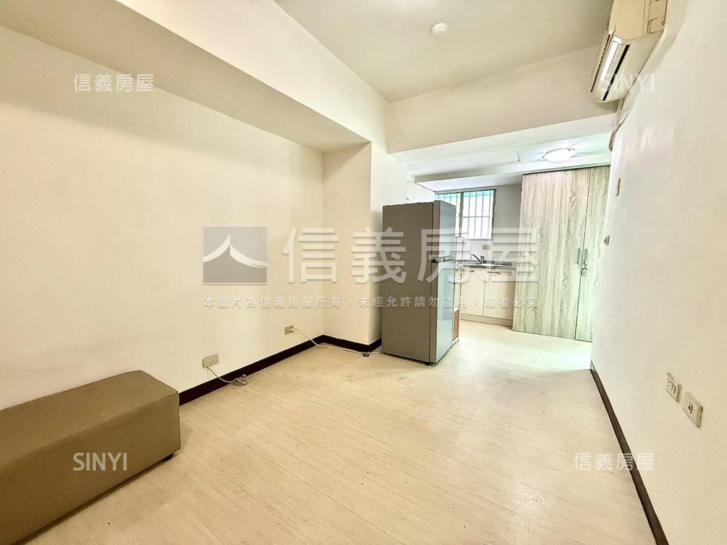 西門採光陽台大套房房屋室內格局與周邊環境