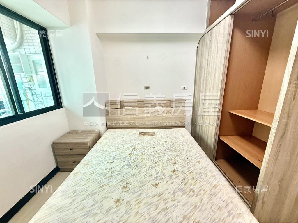 西門採光陽台大套房房屋室內格局與周邊環境