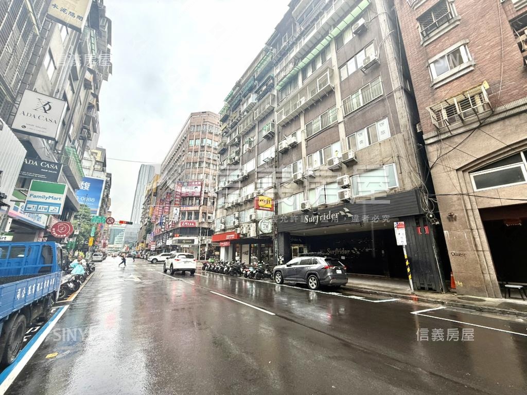 西門採光陽台大套房房屋室內格局與周邊環境