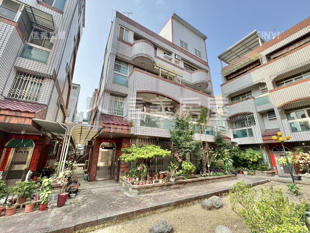 八期孝親雙車位大別墅房屋室內格局與周邊環境