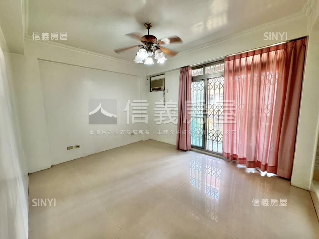 八期孝親雙車位大別墅房屋室內格局與周邊環境