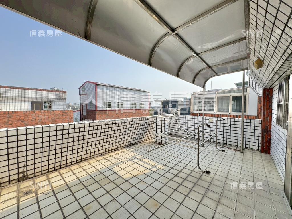 八期孝親雙車位大別墅房屋室內格局與周邊環境