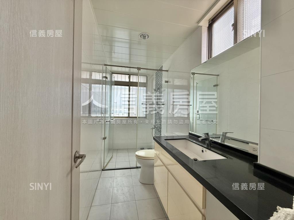 八期孝親雙車位大別墅房屋室內格局與周邊環境