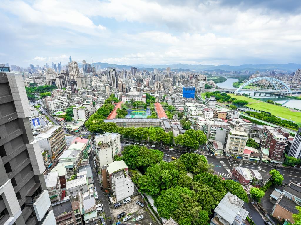 ✰太平洋之森三房坡平車房屋室內格局與周邊環境