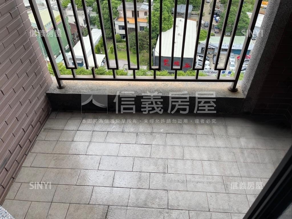 豐達謙邑景觀二房車位房屋室內格局與周邊環境