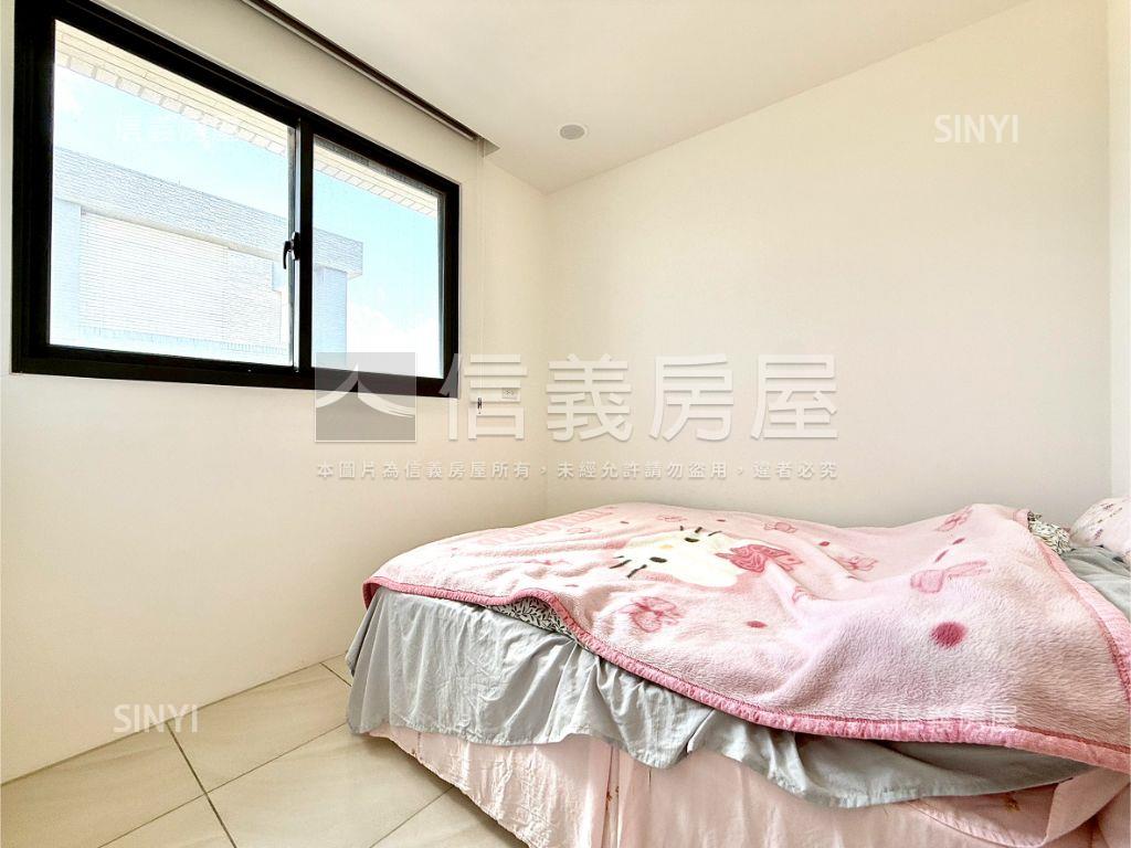 豪邸心賞兩房帶車位房屋室內格局與周邊環境
