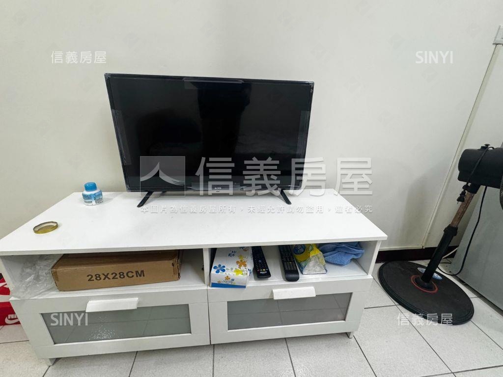 逢甲獨洗曬電梯屋況佳套房房屋室內格局與周邊環境