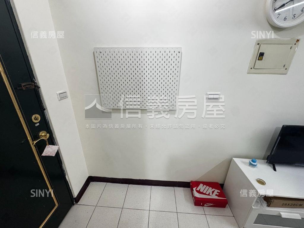 逢甲獨洗曬電梯屋況佳套房房屋室內格局與周邊環境