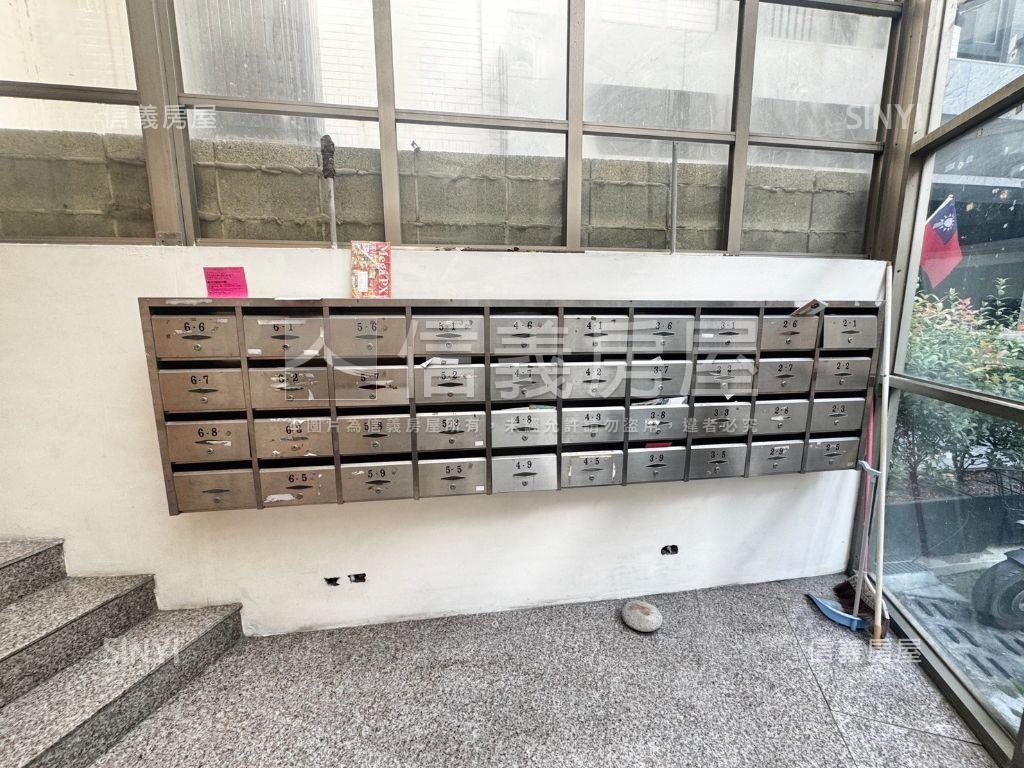 逢甲獨洗曬電梯屋況佳套房房屋室內格局與周邊環境