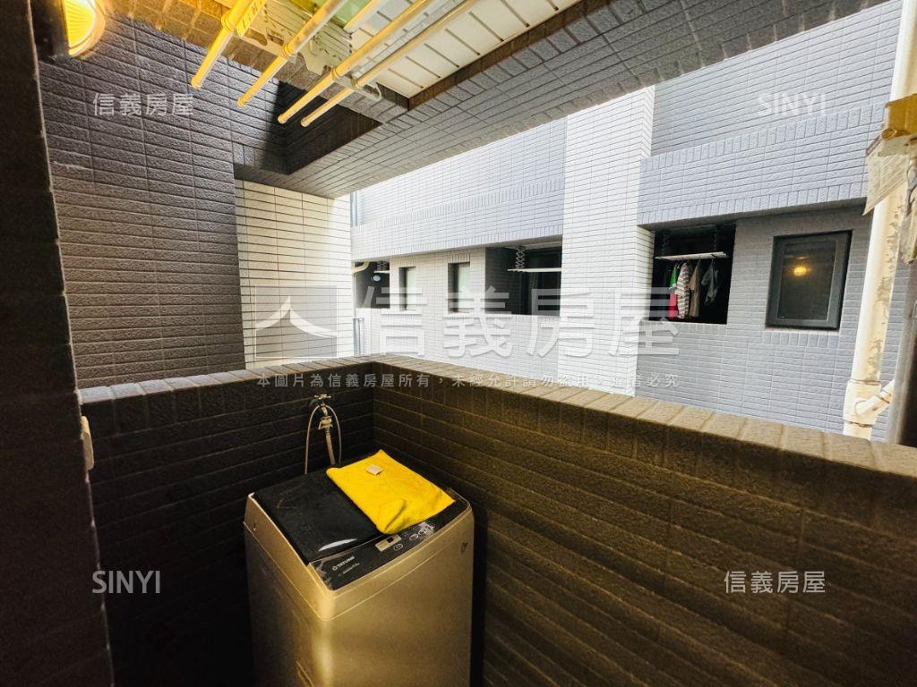 富宇悅峰面中庭兩房車位房屋室內格局與周邊環境