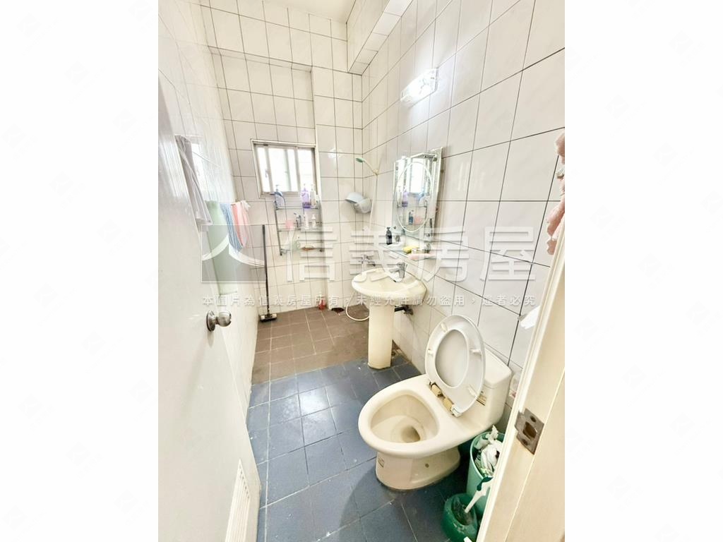 近交流道黃金透天農地房屋室內格局與周邊環境