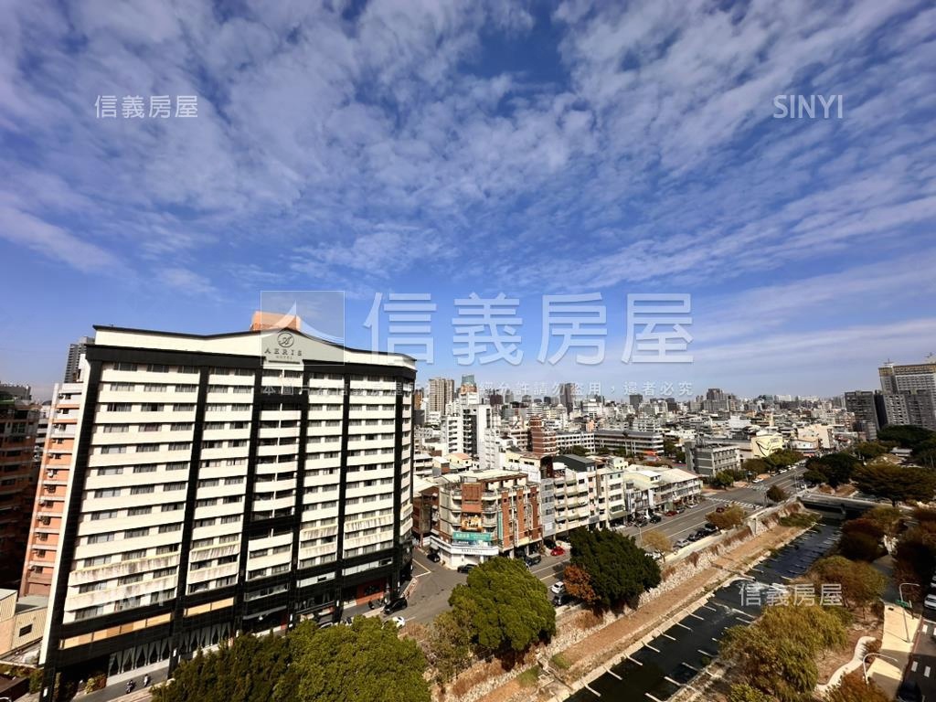 專任西區柳川美三房附車位房屋室內格局與周邊環境