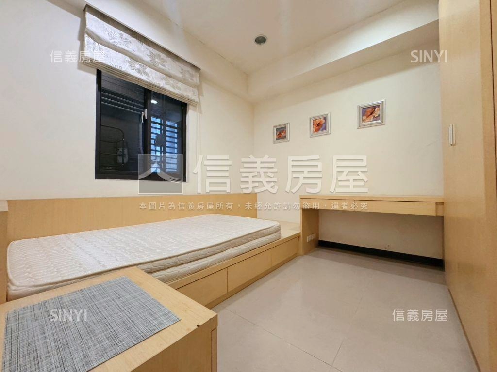 近秋紅谷大兩房平面車位房屋室內格局與周邊環境