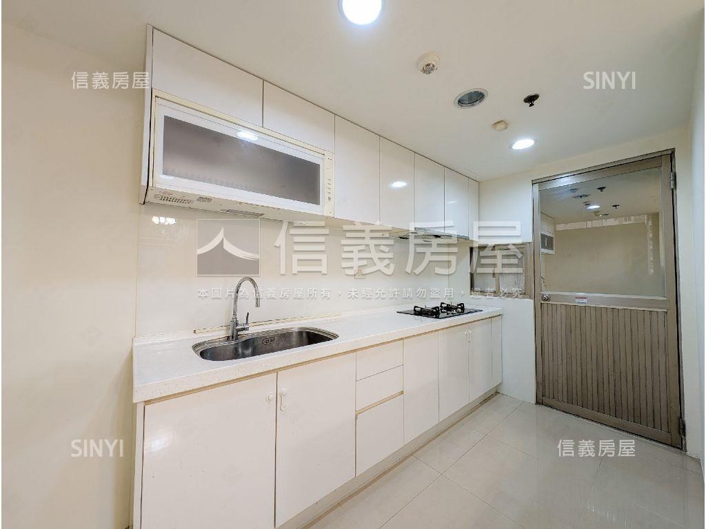 ★專任新埔捷運成家兩房★房屋室內格局與周邊環境