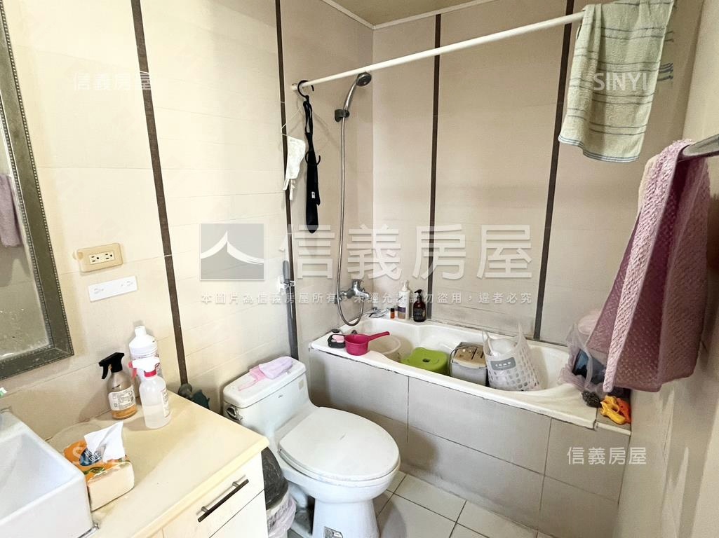 雙橡園˙四房平車房屋室內格局與周邊環境