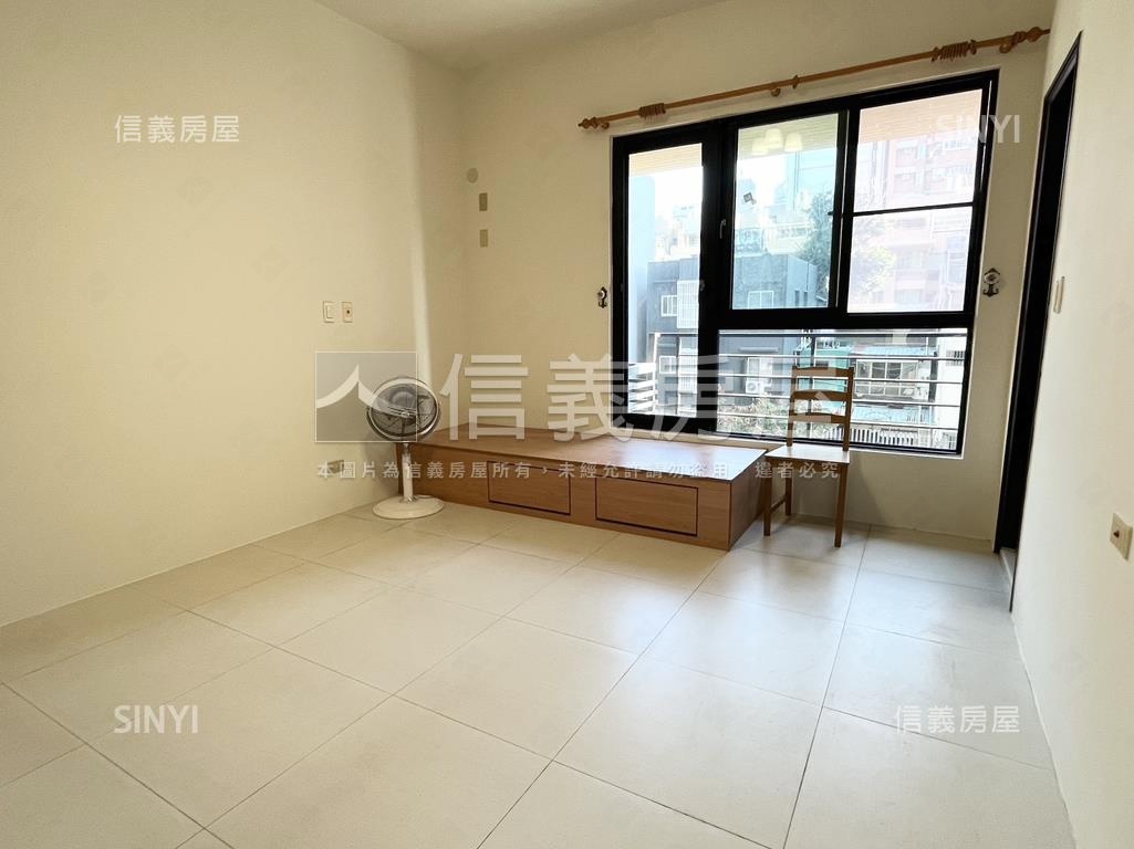 雙橡園˙四房平車房屋室內格局與周邊環境