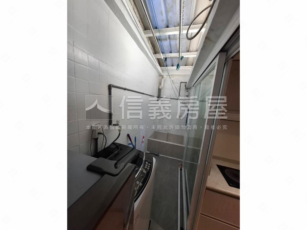 精美裝潢獨立透天房屋室內格局與周邊環境