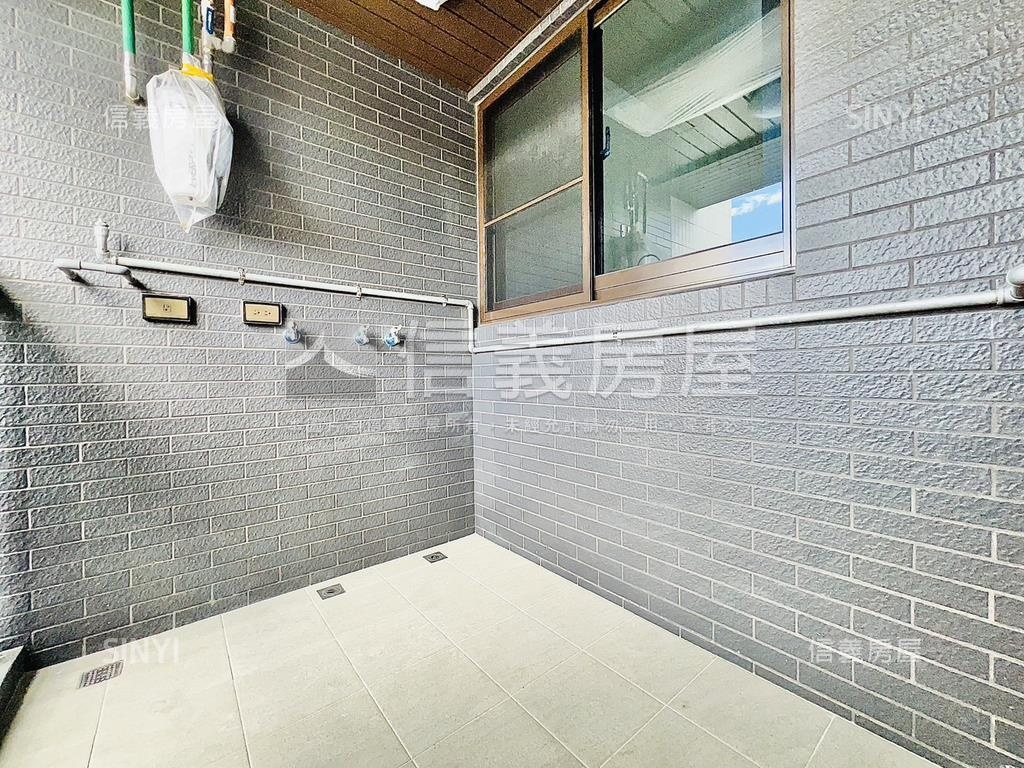 富都新向吉祥兩房車位房屋室內格局與周邊環境