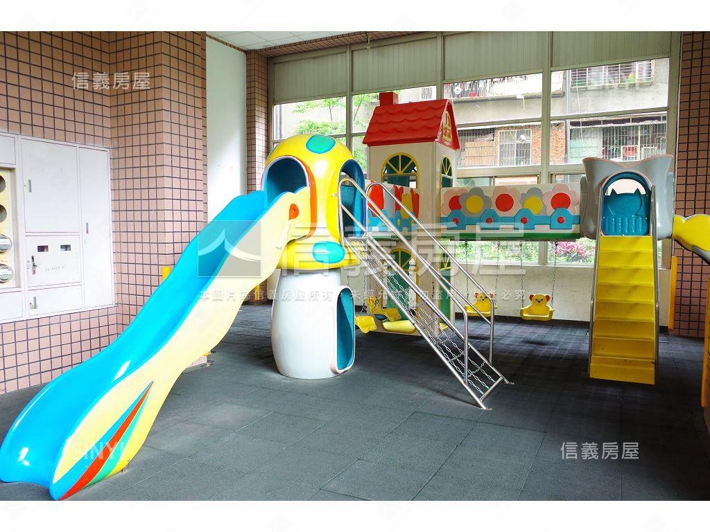 天下為公大空間三房車位房屋室內格局與周邊環境