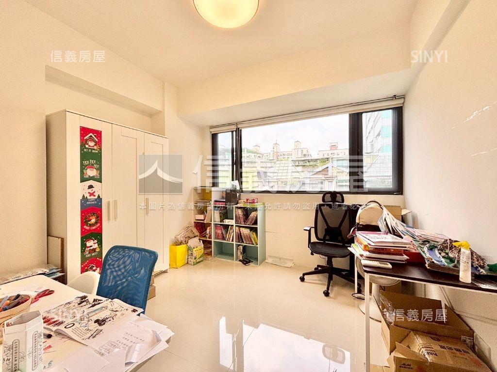 科博９年獨棟角墅增建電梯房屋室內格局與周邊環境