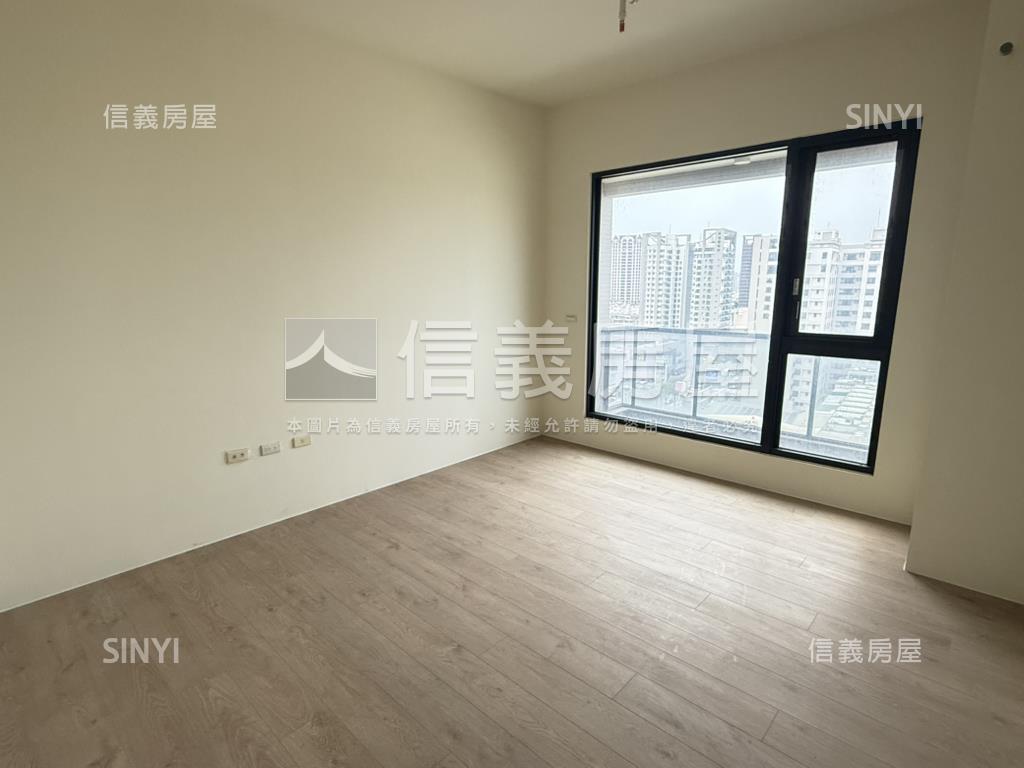 悅世界高樓三房雙平車位房屋室內格局與周邊環境