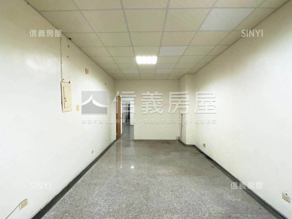 西大路臨路招財黃金店面房屋室內格局與周邊環境