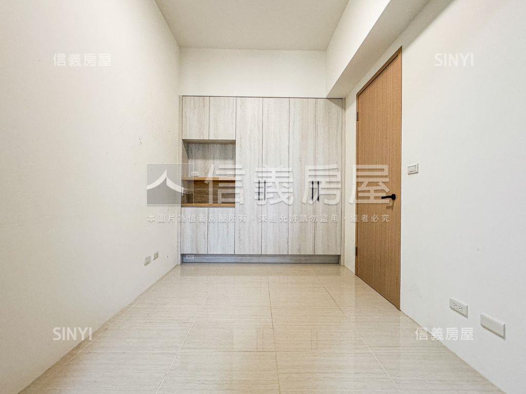 元心璽苑兩房兩衛平面車位房屋室內格局與周邊環境