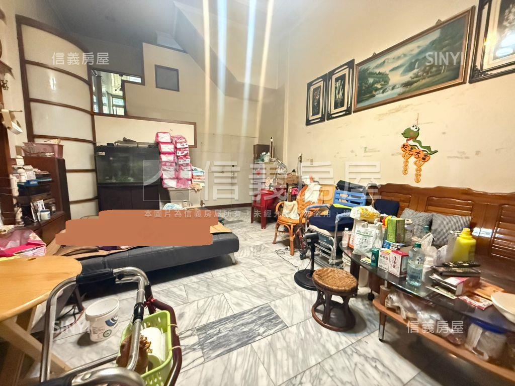 安中路一段ｘ雙面臨路透天房屋室內格局與周邊環境