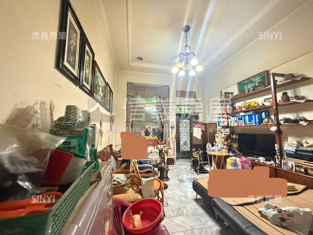 安中路一段ｘ雙面臨路透天房屋室內格局與周邊環境