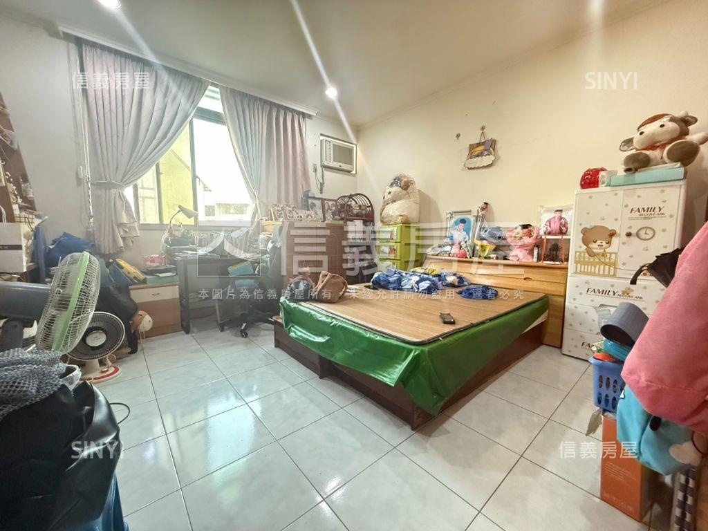 安中路一段ｘ雙面臨路透天房屋室內格局與周邊環境