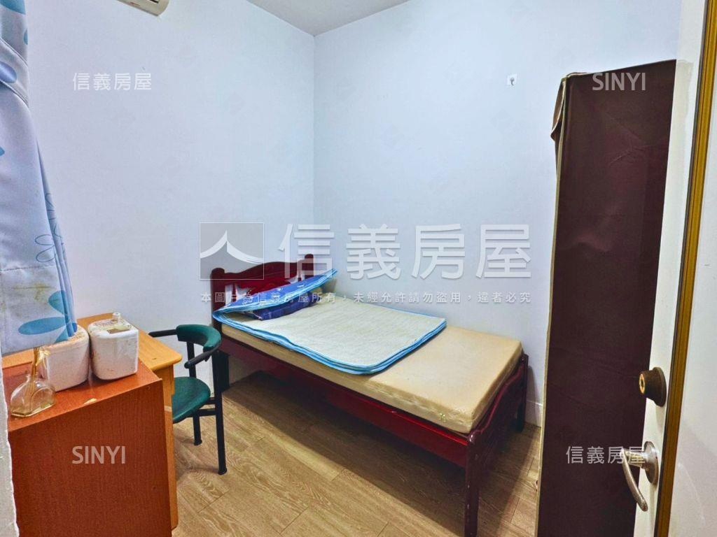 近文化大學１２間雅房超讚房屋室內格局與周邊環境