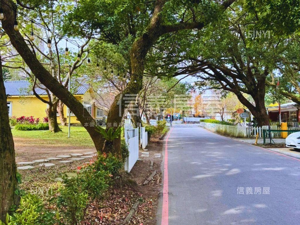 近文化大學１２間雅房超讚房屋室內格局與周邊環境