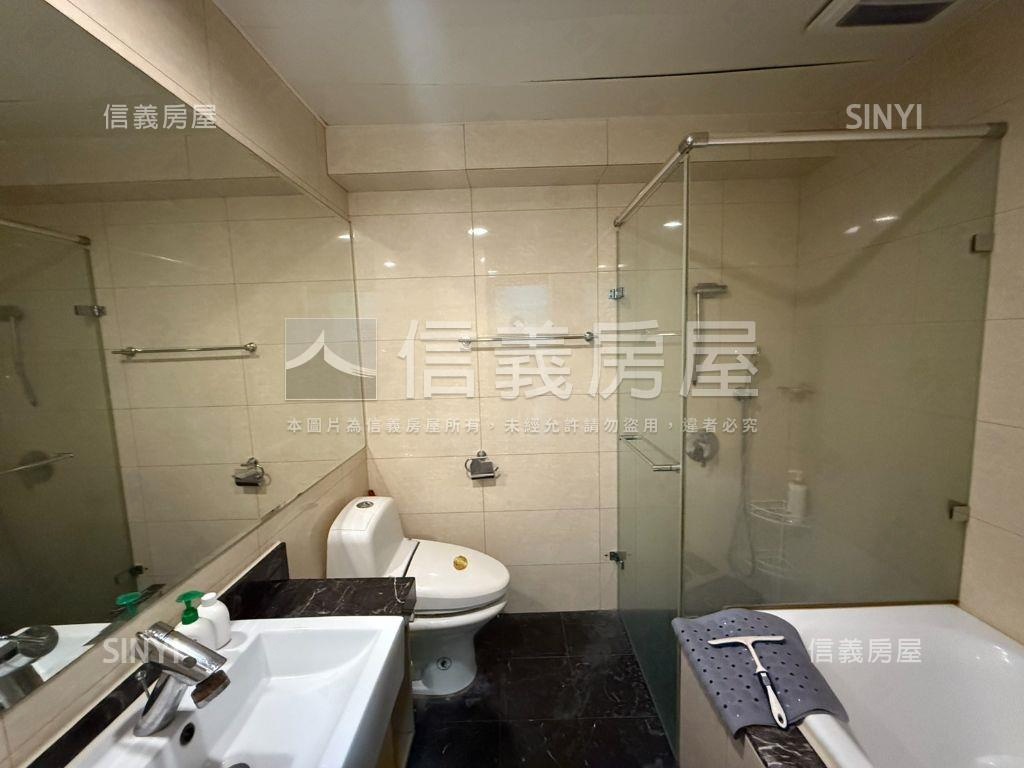 台北摩根後棟高樓美宅房屋室內格局與周邊環境