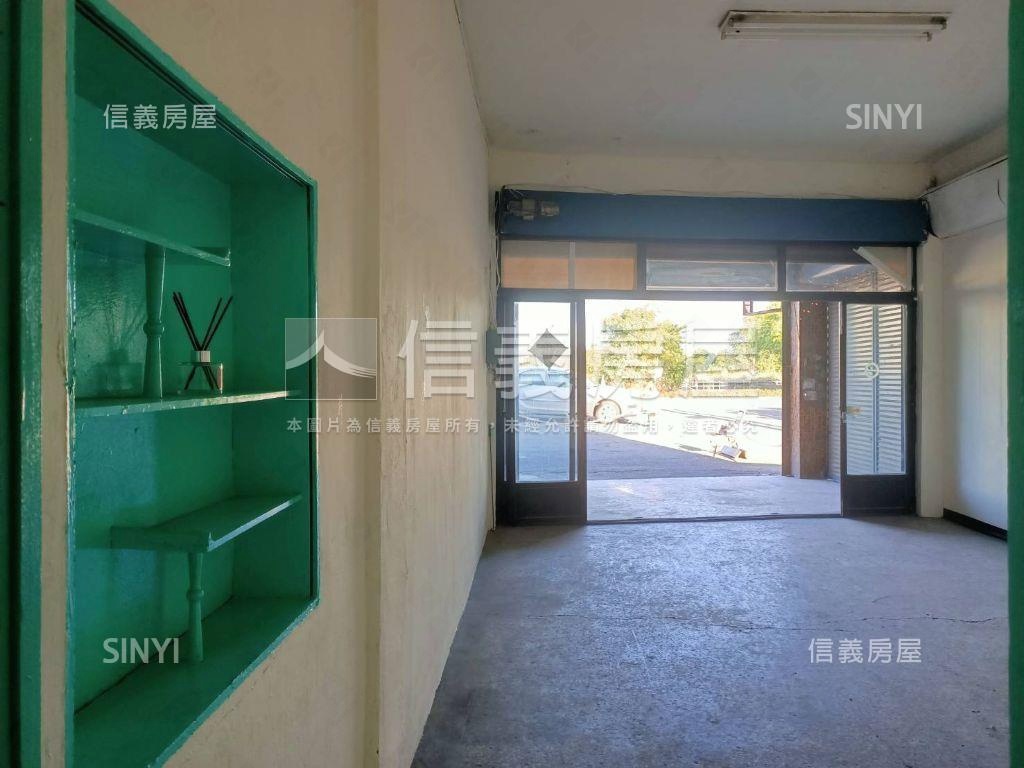 中山路上車水馬龍邊間透店房屋室內格局與周邊環境