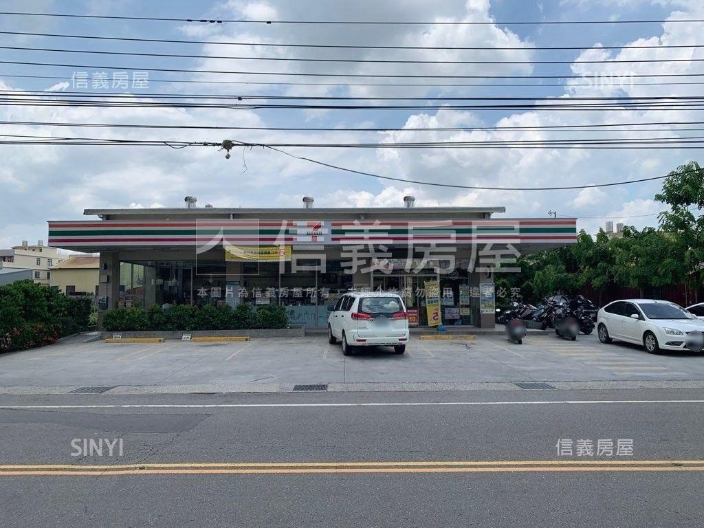 中山路上車水馬龍邊間透店房屋室內格局與周邊環境