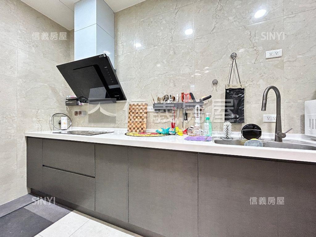 臨路四房透天有裝潢讚房屋室內格局與周邊環境