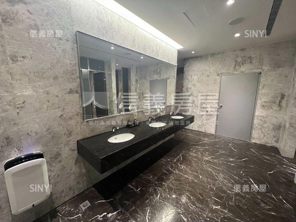 副都心中悅寰宇一號商辦房屋室內格局與周邊環境