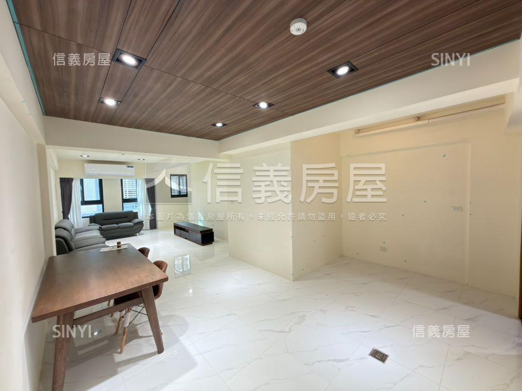 中壢龍岡稀有電梯美墅房屋室內格局與周邊環境