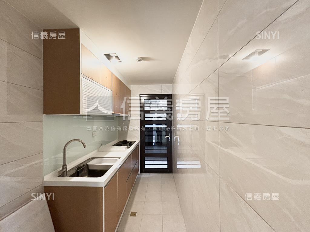 全新忠孝讚華廈兩房兩衛房屋室內格局與周邊環境