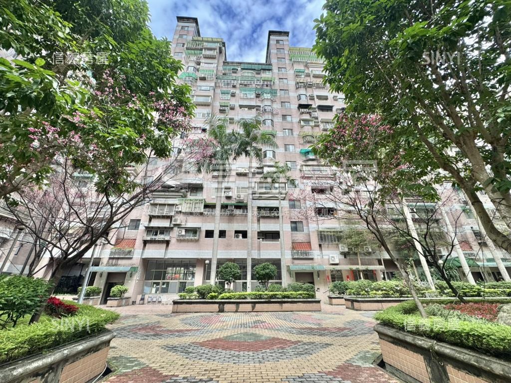 美麗宏國高樓方正兩房房屋室內格局與周邊環境