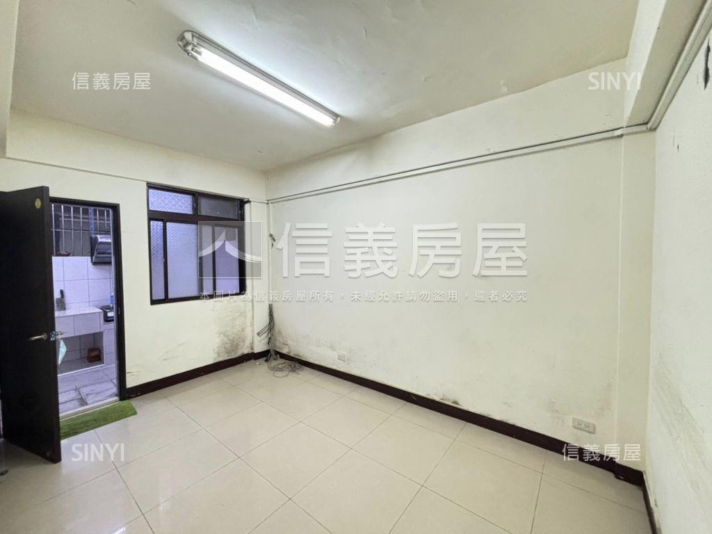捷運靜境｜東湖一樓雙衛居房屋室內格局與周邊環境