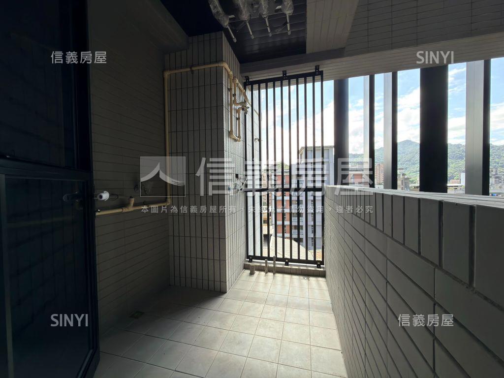 河景首席．全新落成房屋室內格局與周邊環境